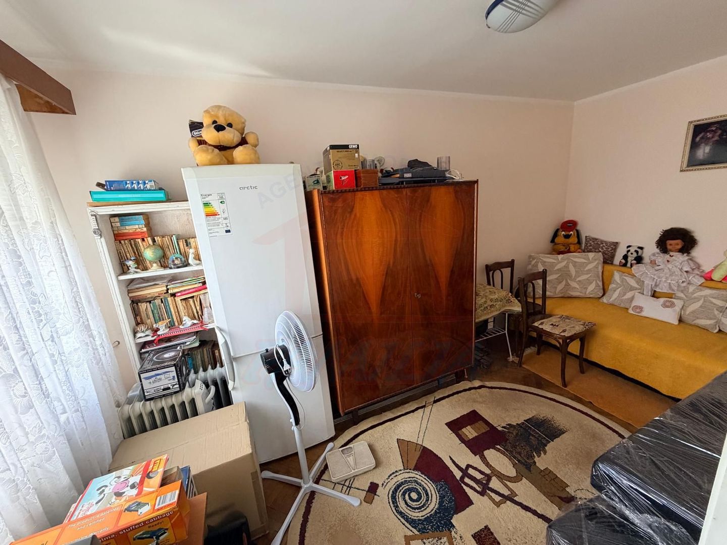 Vanzare apartament cu 4 camere in Micro 13, etaj 3, pret 65 000 euro - Poză 13