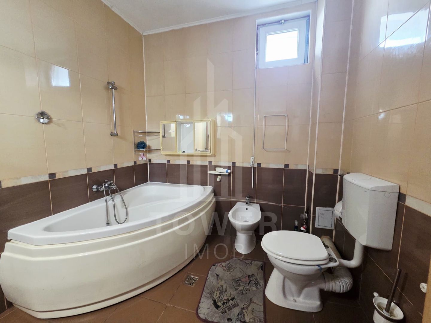 Apartment cu gradina in Selimbar - Poză 4