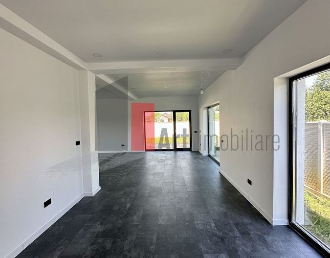Vanzare vila 4 camere in Domnesti - Poză 9