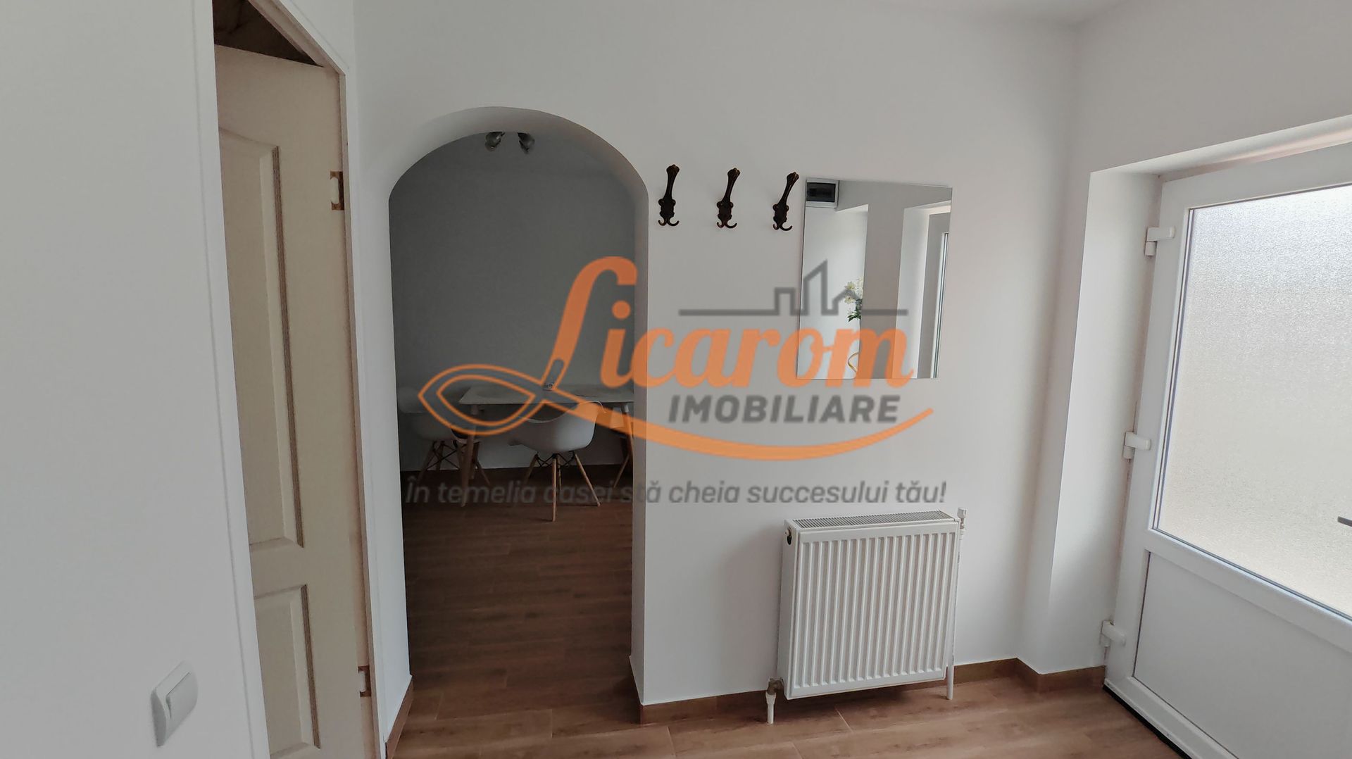 Casa traditionala singur in curte SANPETRU recent amenajata - Poză 2