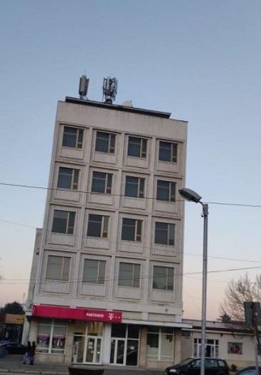 spatiu birouri comercial Onesti - Poză 1