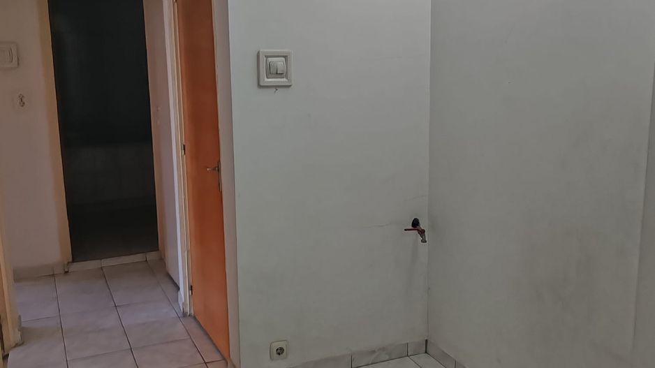 3 CAMERE ÎN RAHOVA - Poză 9