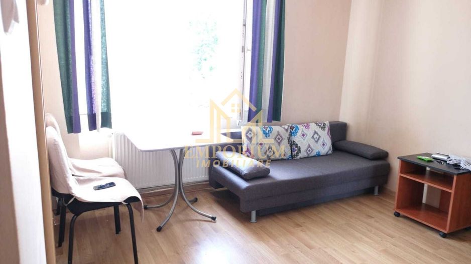 2 camere semidecomandate, Gheorgheni, Piata Hermes - Poză 1