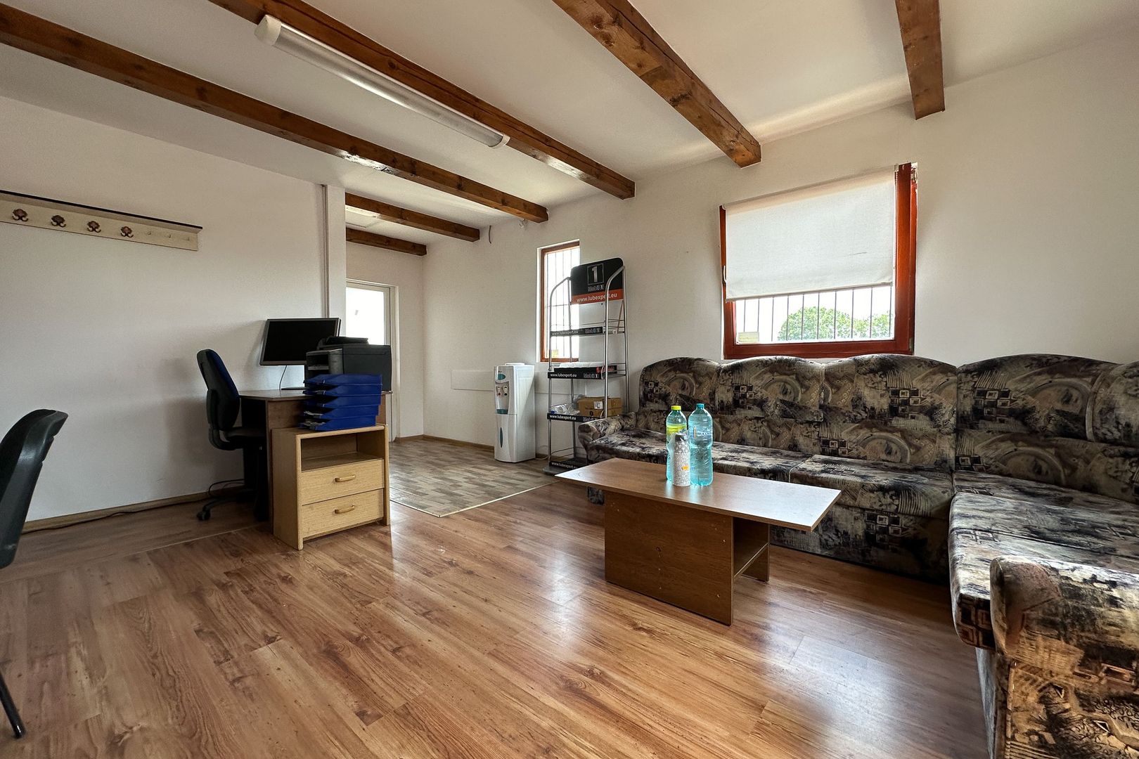 Închiriere Spațiu și Teren în Pecica – Ideal pentru Showroom - Poză 7