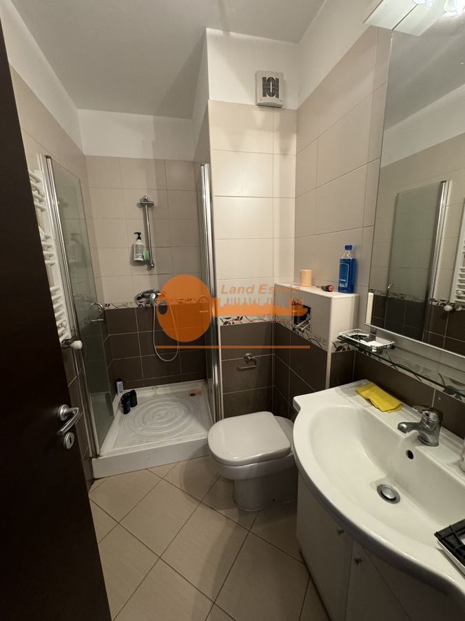 Garsonieră de vânzare – complet mobilată, utilată și cu loc de parcare subteran - Poză 5