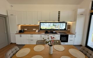 Casa individuala, 4 camere, 300mp, Zona Livezeni - Poză 3