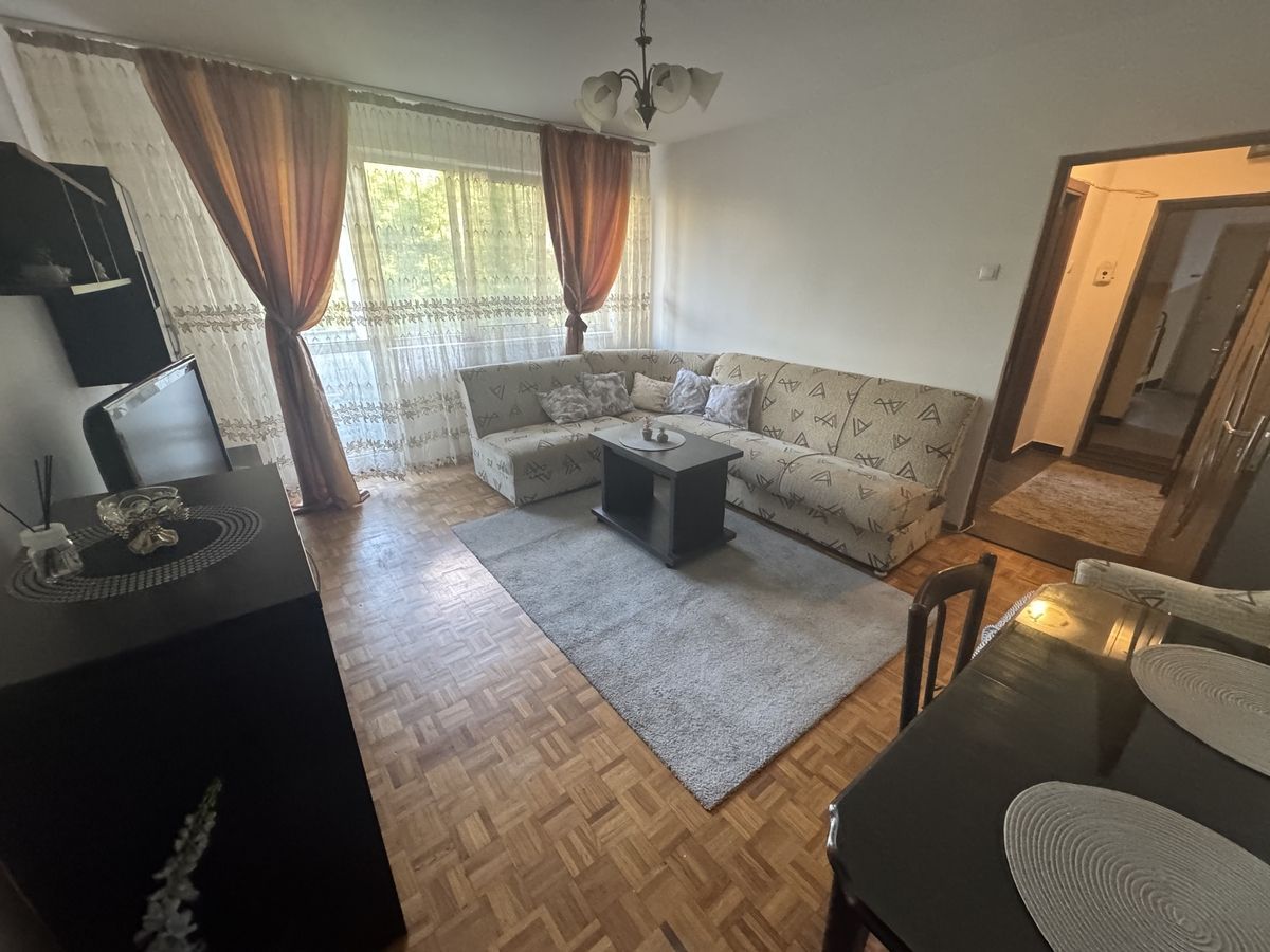 APARTAMENT DRAGUT, 3 CAMERE, DRUMUL TABEREI - Poză 1