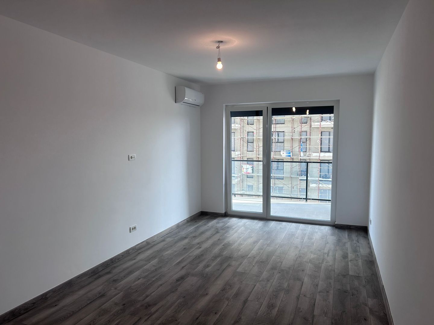 Apartament camere de vanzare Arad - Poză 4