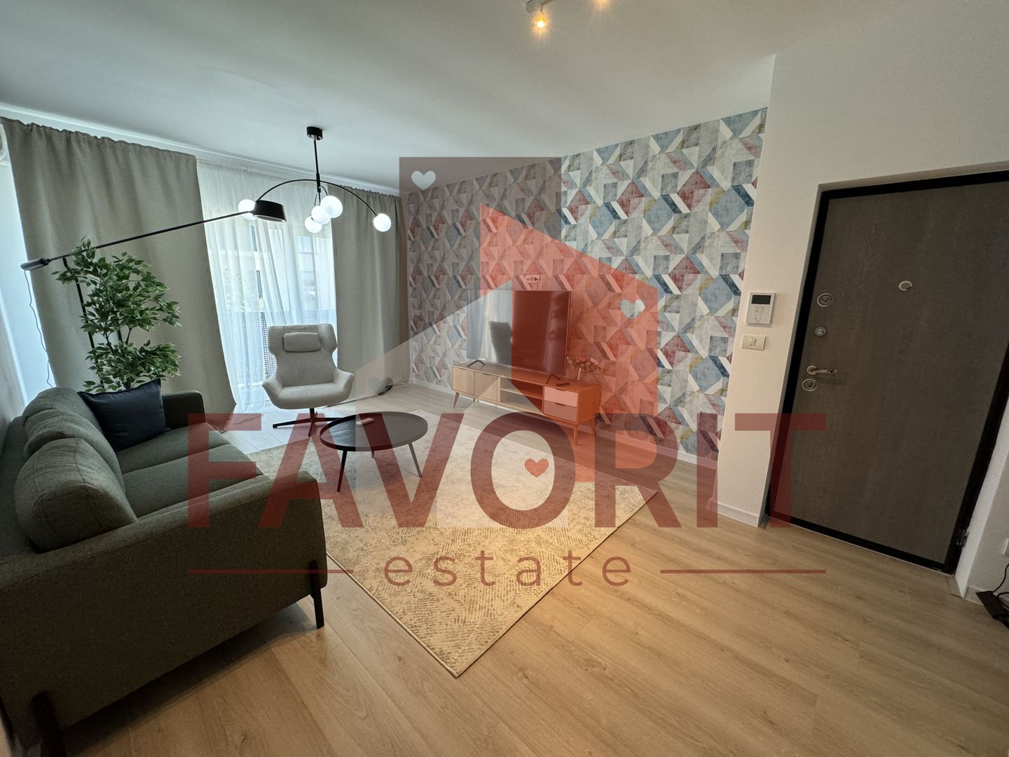 COMISION 0%.  Etaj 1 . Decomandat. Loc de parcare inclus - Poză 1