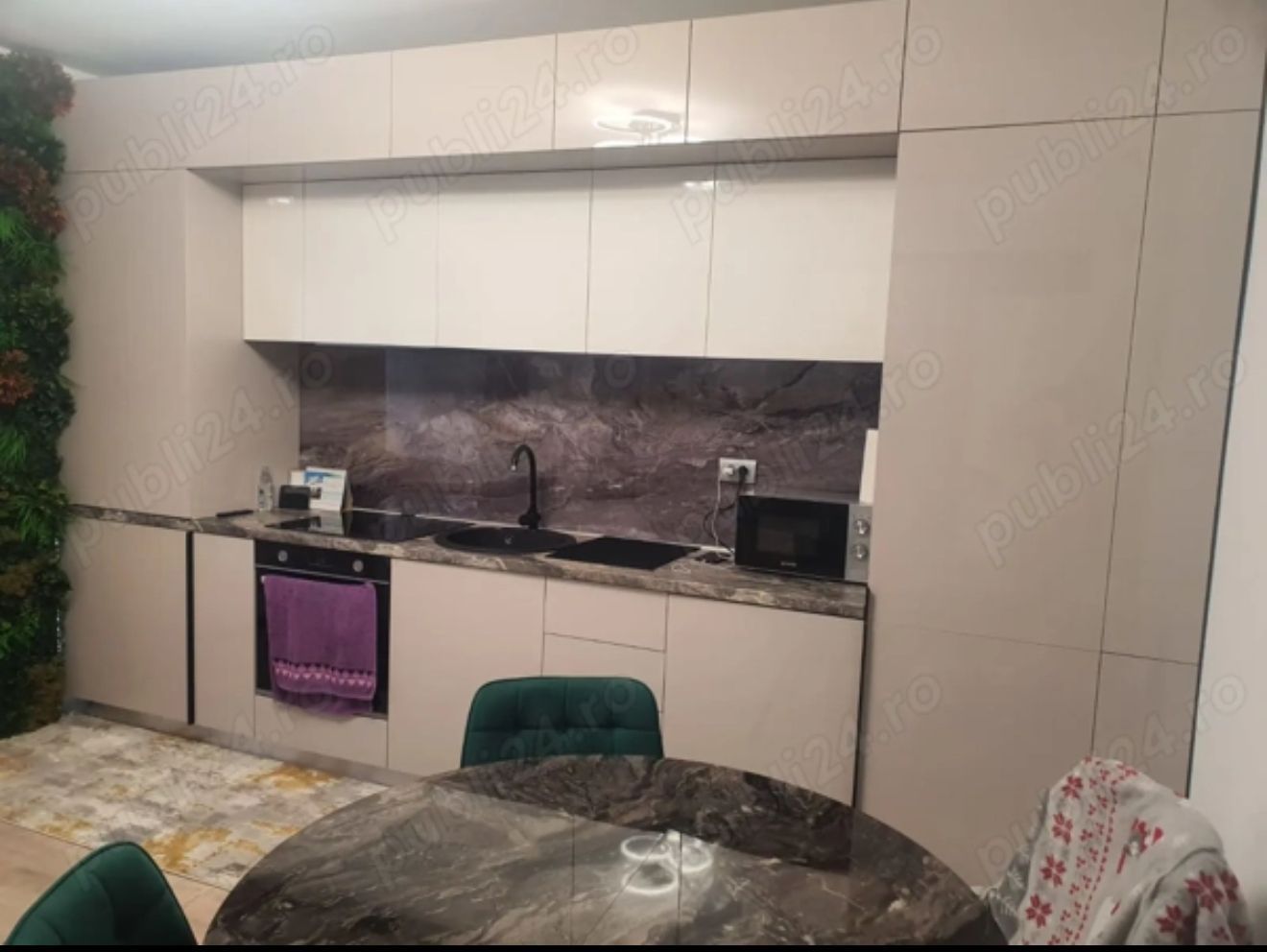 AP. 3 CAMERE BAICULUI, BLOC NOU, CENTRALA, BUCATARIE OPEN-SPACE - Poză 4