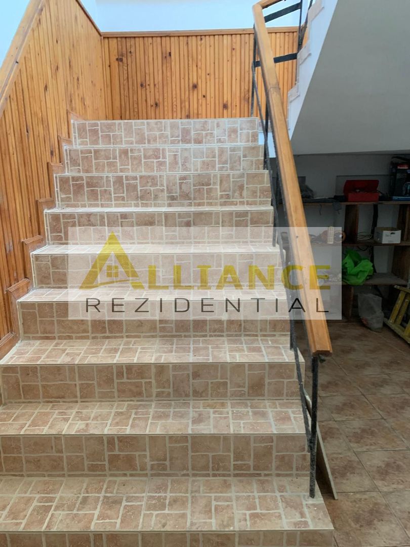 Catelu-Casa S+P+1+M - 14 Camere-1550 Teren - Poză 26