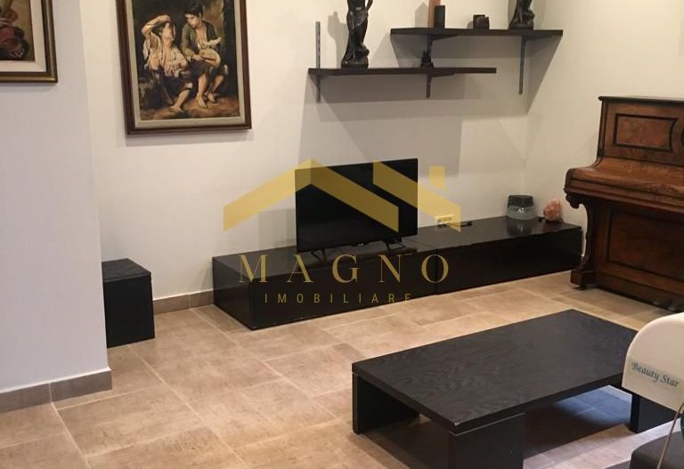 Apartament la casa zona Centrala - Poză 2