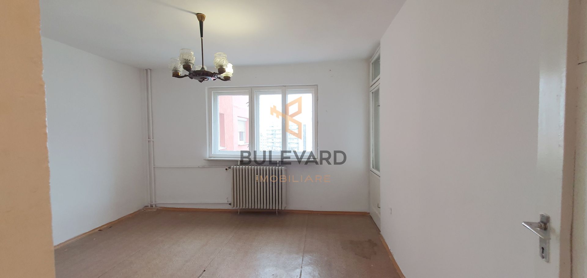 Apartament cu 2 camere decomandat, zona Winmarkt! - Poză 3