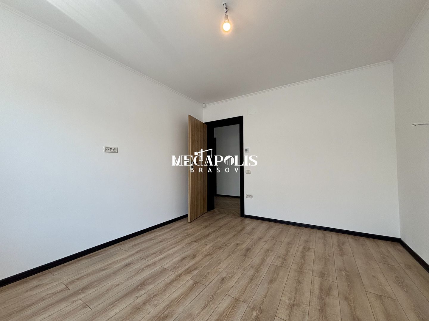 Casă pe Parter | 4 Camere | Utilități | Credit | Zonă bună | Izvor - Poză 16