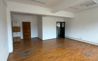 Spațiu de birouri de închiriat, 35,3 mp + baie proprie | Strada Aurel Vlaicu nr. 2, Iași - Poză 3