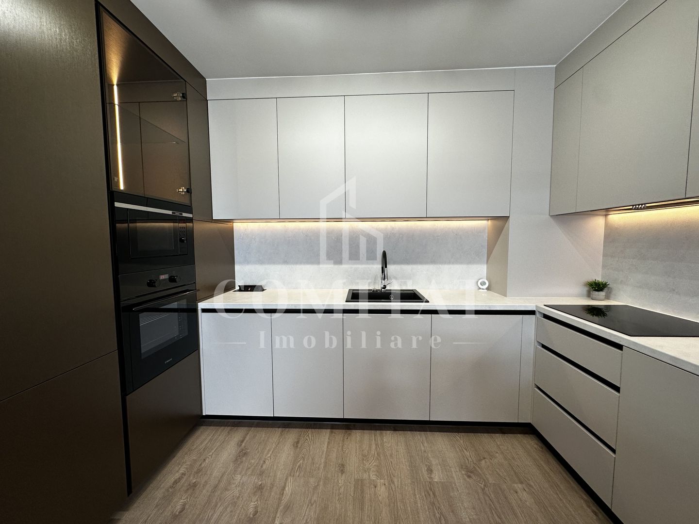 Apartamnt prmium | Etaj intermediar | Zona Eroilor - Floresti - Poză 6