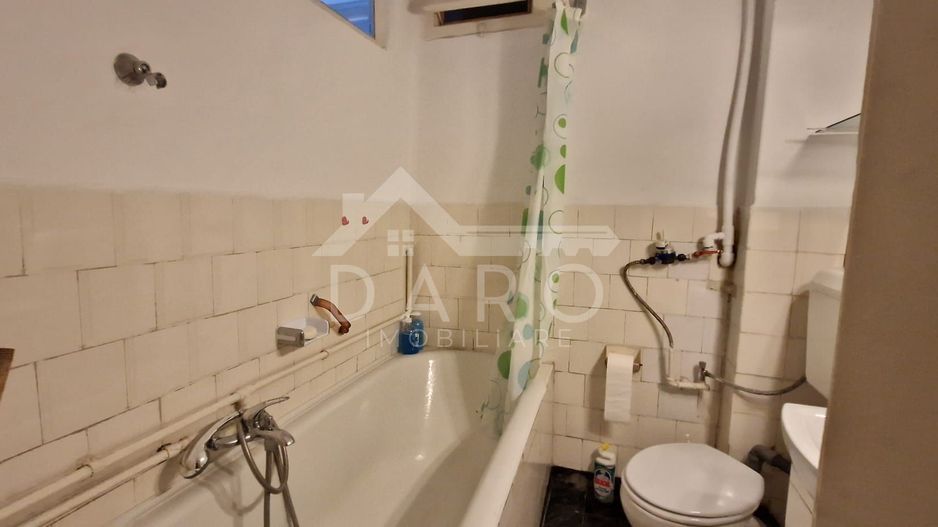 Apartamen pe Cornisa,  aproape de UMF - Poză 7