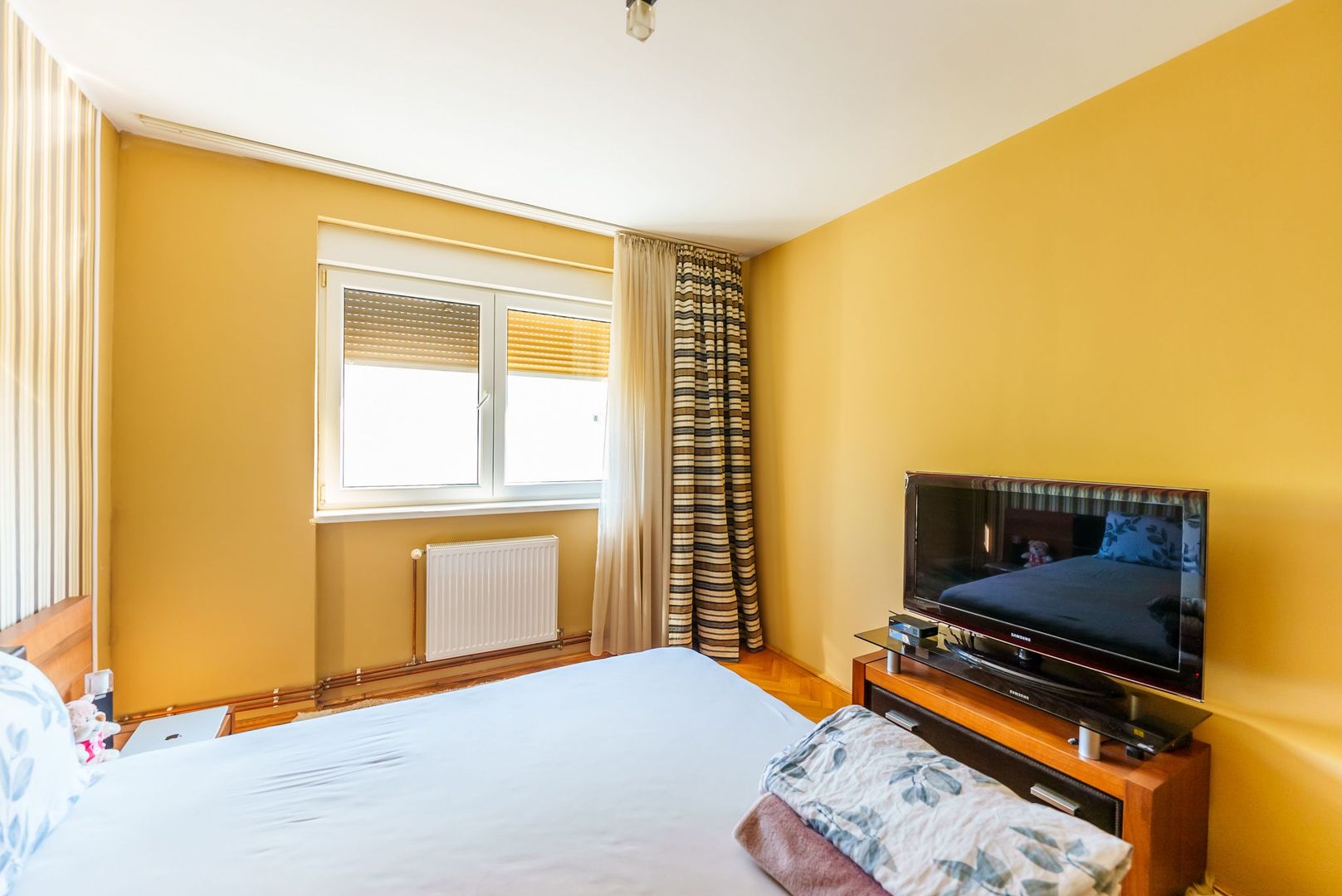 Apartament 3 camere lângă Hotel Central - Poză 2