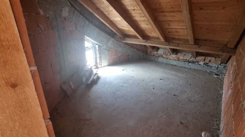 Casă la roșu în Brănești, oportunitate de preț - Poză 7