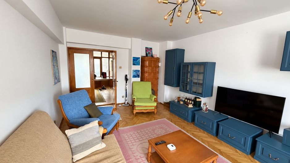 Apartament cu 70 mp | Ultracentral | Piața Ștefan cel Mare - Poză 3