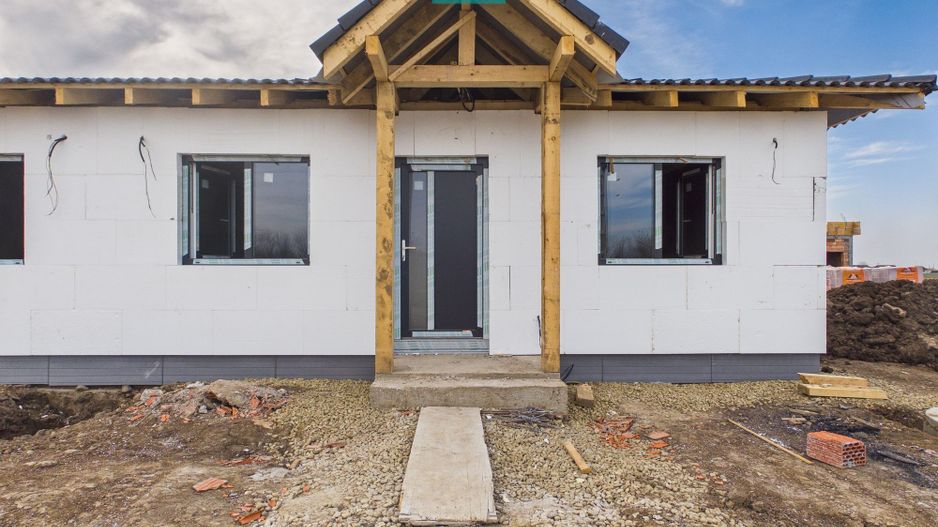 Duplex 3 Dormitoare - Nojorid – La Alb sau Finisat - Poză 4