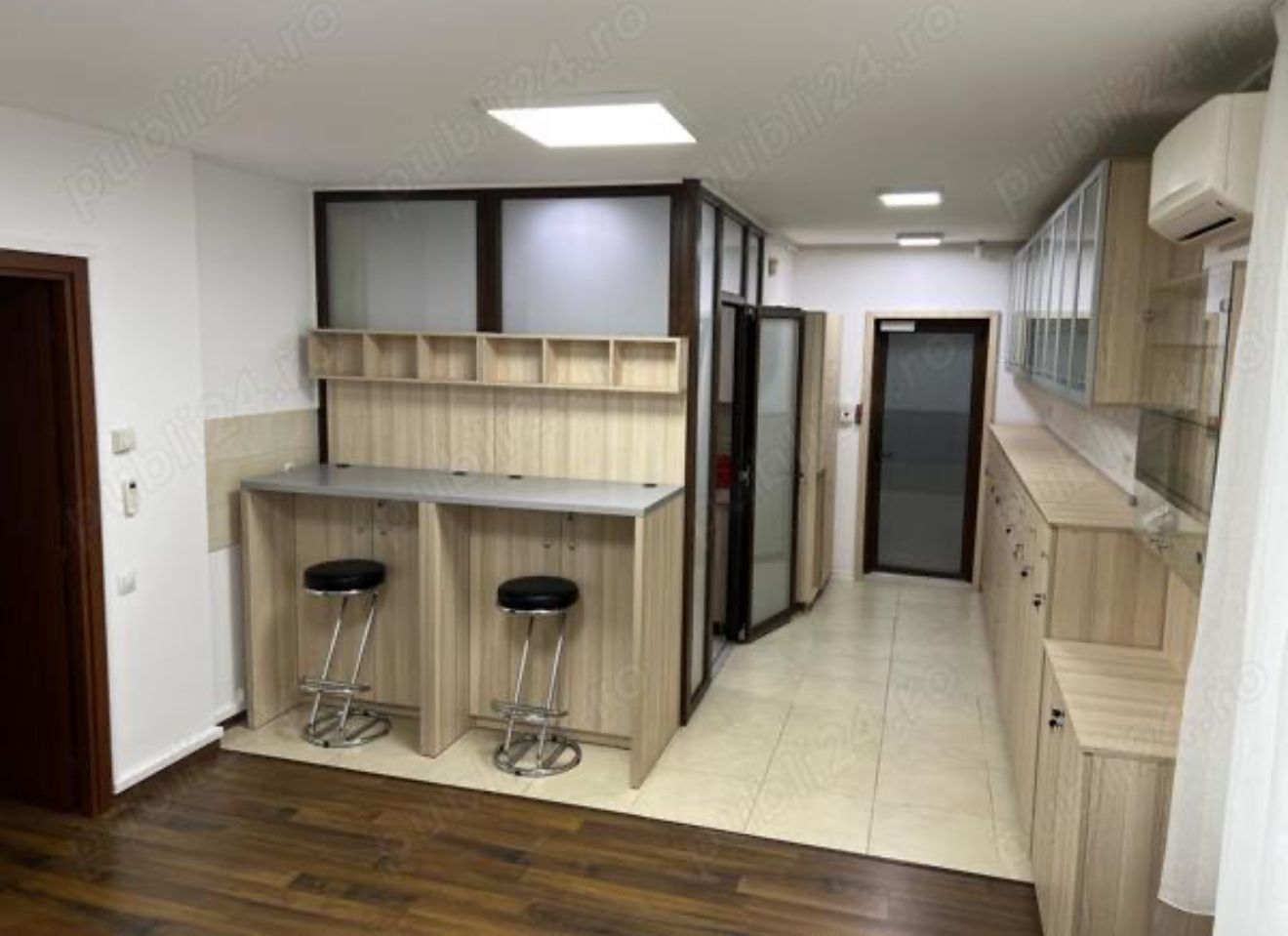 AP. 2 CAMERE BD. FERDINAND, BLOC NOU, CENTRALA, METROU 5 MINUTE - Poză 5