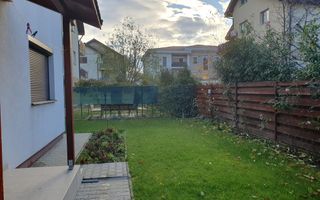 Disponibil imediat. Curte privata. 2 locuri de parcare - Poză 3