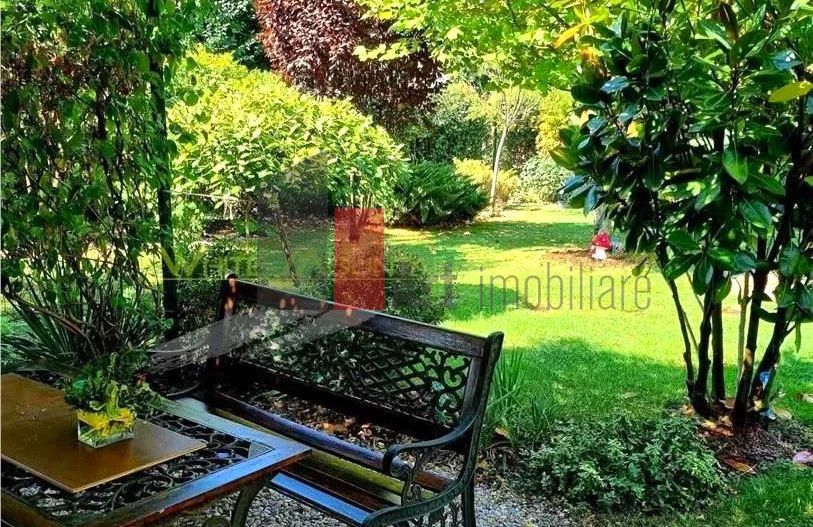 Vila superba cu gradina si panouri solare | Tancabesti - Poză 9