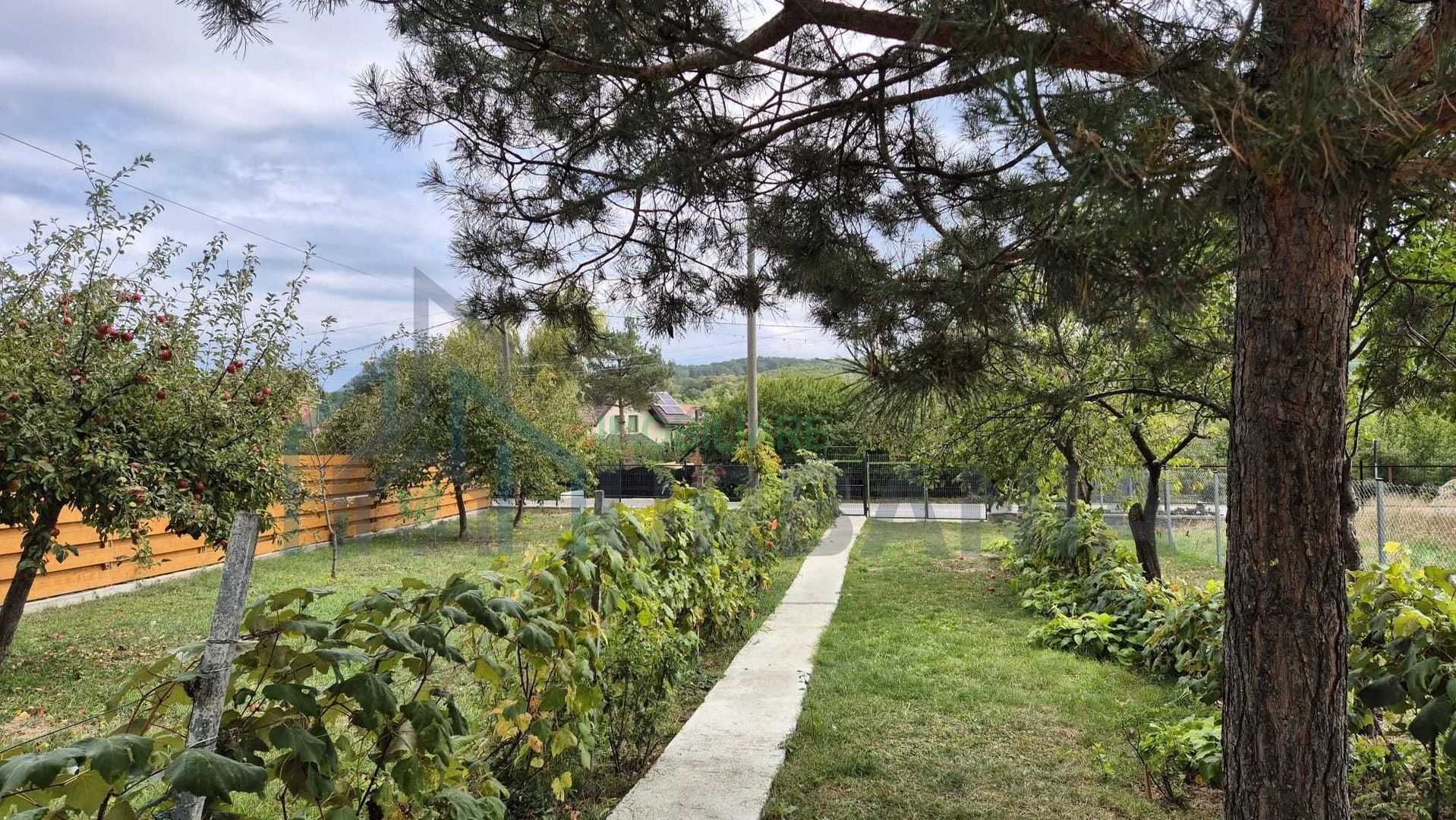 Casă individuală renovată integral, 70 mp, și teren 940 mp, în apropiere de Valea Sânzienelor, Rediu - Poză 6