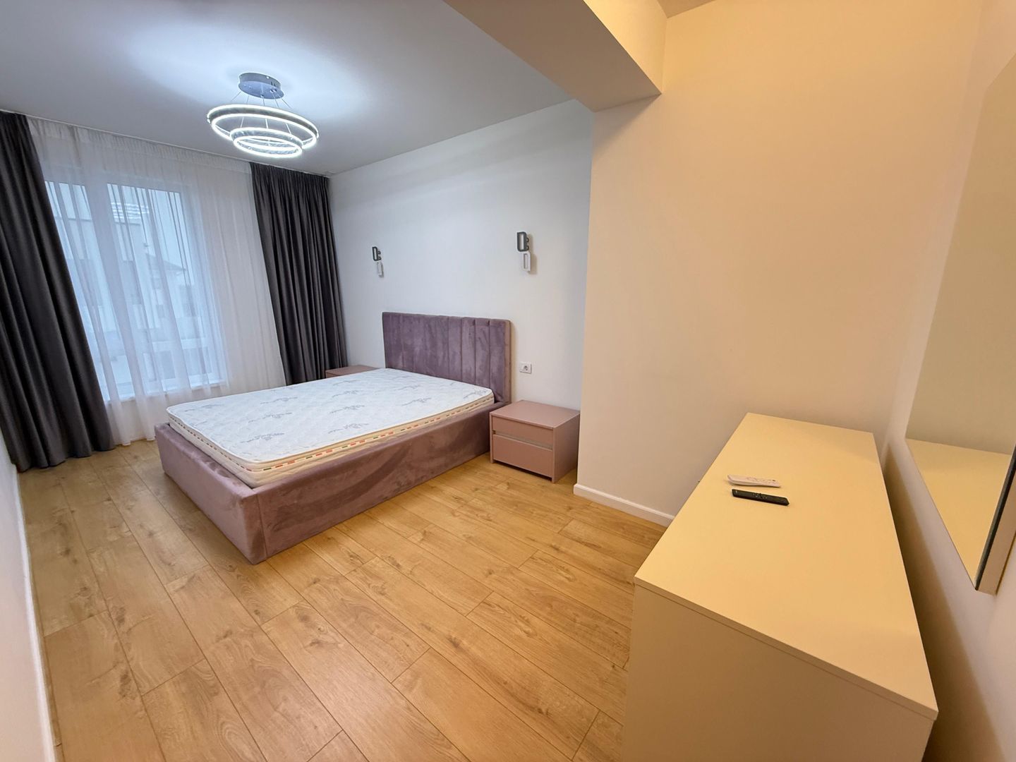 Vila Indivduala Aerocity Tunari - Poză 5