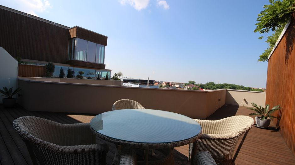 Penthouse de vanzare cu terase de - Poză 6