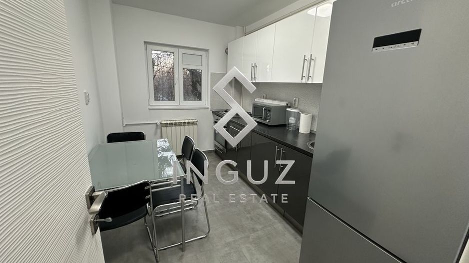 Inchiriere apartament 3 camere Bulevardul Tineretului 53 cu loc de parcare - Poză 2