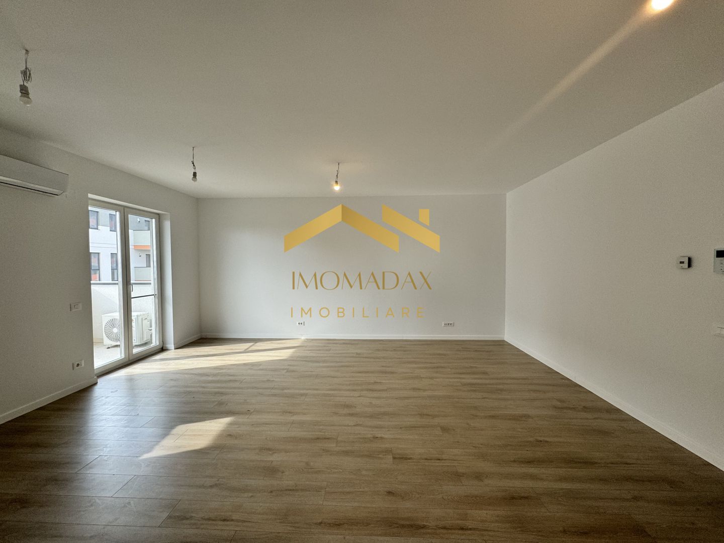 Aradului- 2 Camere-Etaj 1 - Poză 4