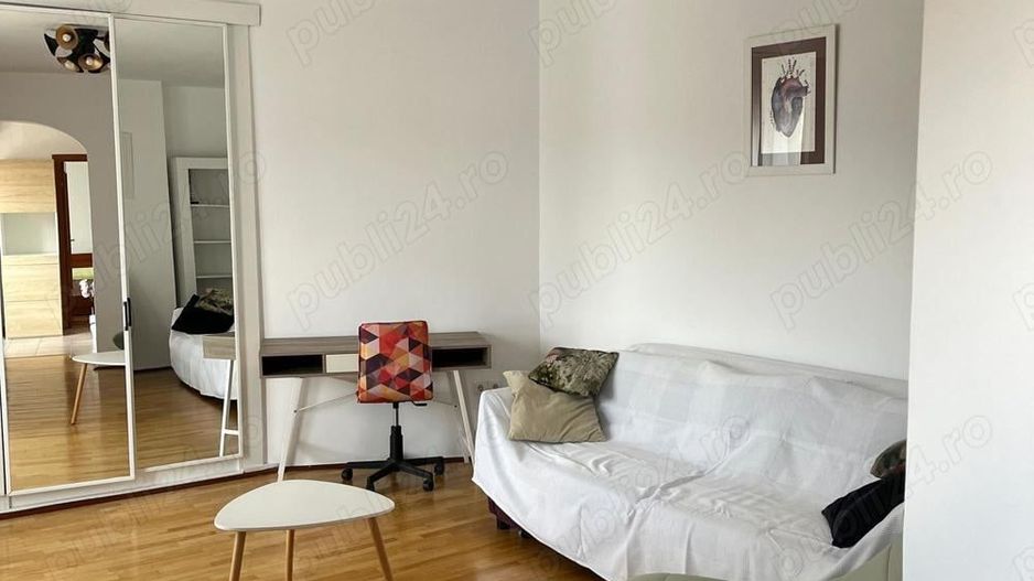 Vanzare Apartament 2 camere , etaj 3, centrală, mansardă și boxă - Cotroceni - Poză 1