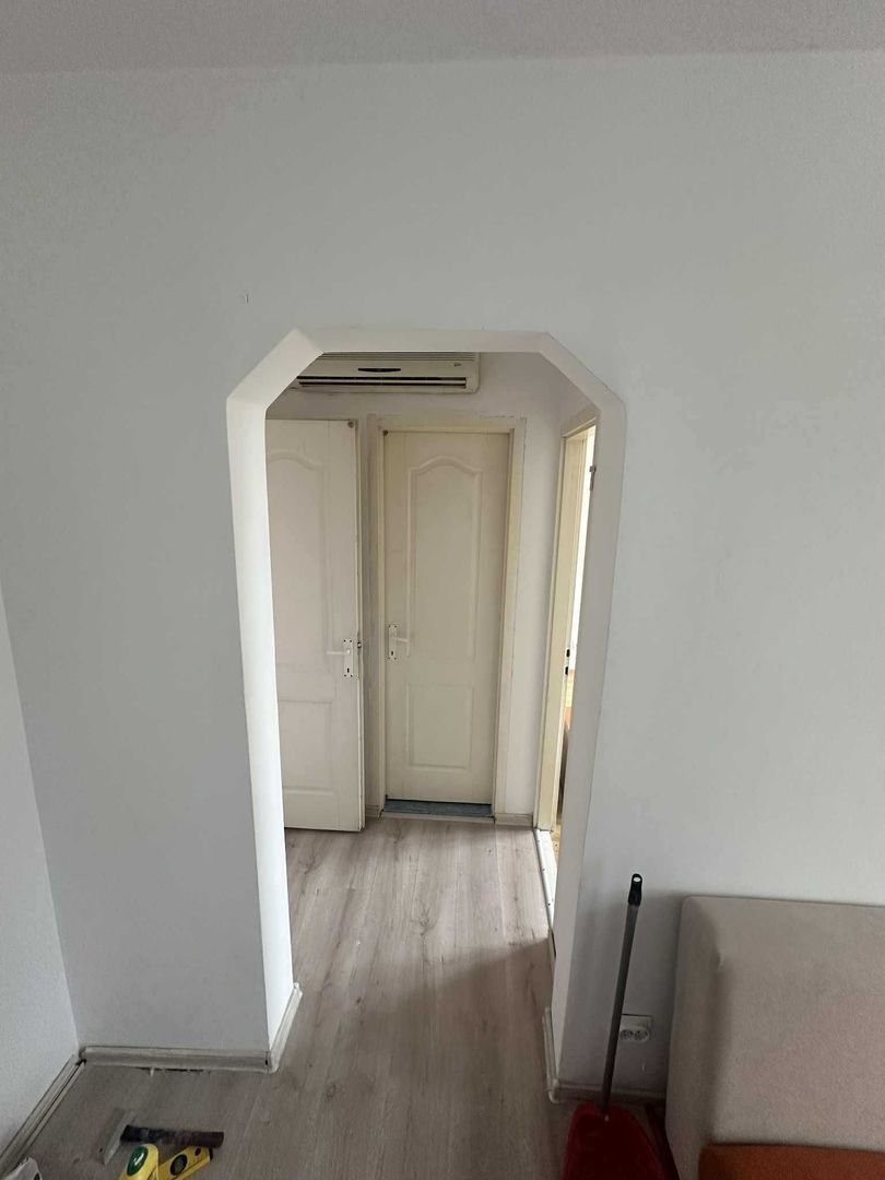 Apartament 3 camere renovat Giurgiului - Poză 3