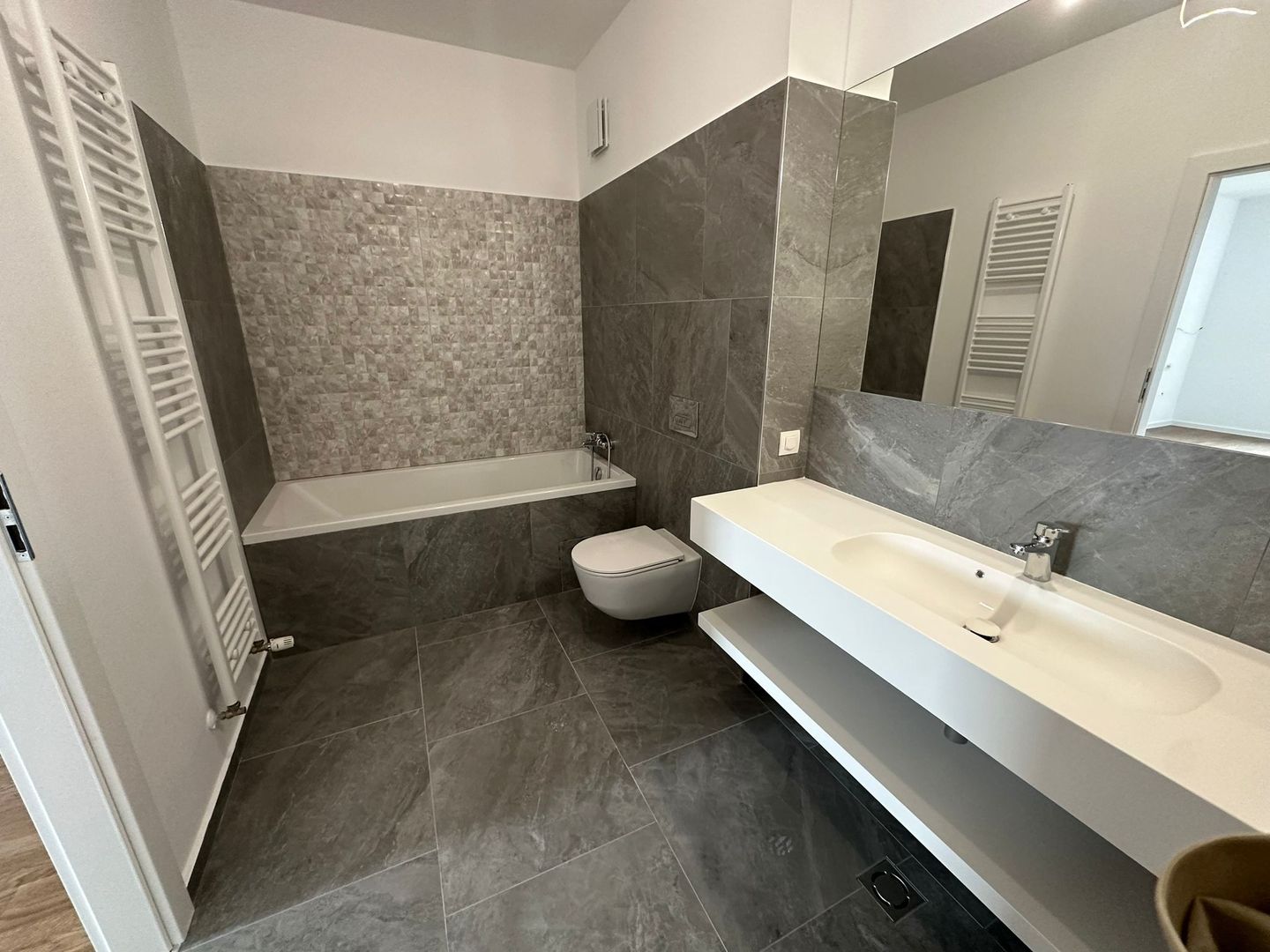 Apartament 3 camere - Complex The Ivy - loc parcare - Poză 14