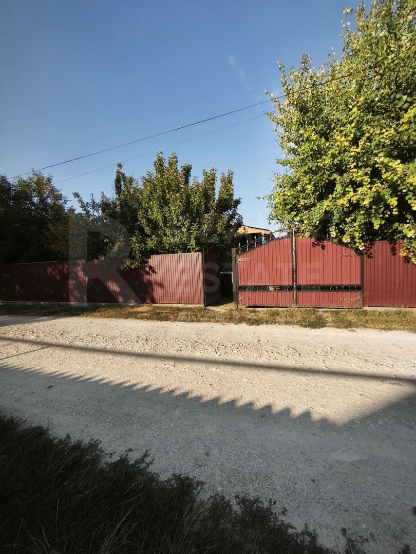 Vânzare casă suprafața de  113 mp, com. Sîngureni, Rîșcani - Poză 1