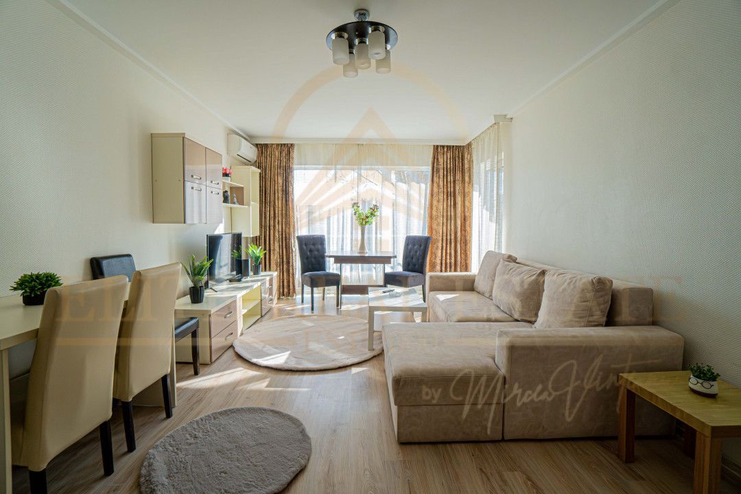 Apartament 2 camere – Mamaia, zona de intrare – Piscină - Poză 2
