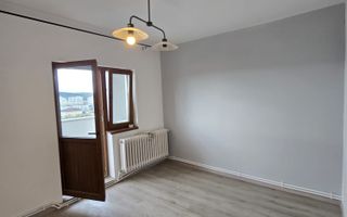 Centru - Gara Iasi- renovat complet - 3 camere decomandat - 69mp - Poză 3