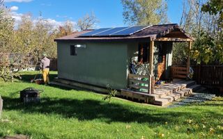 Cabana  Comarnic 650 mp teren,  Cartier Ghiosesti! - Poză 1