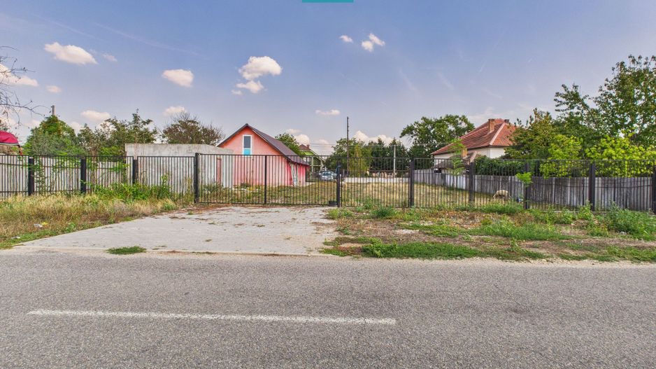 Casă/spațiu comercial pe DN79 în Zimandu Nou - Poză 19