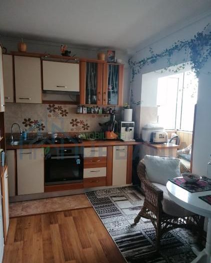Apartat 4 camere 97m2 bloc 1989 persoană fizică, fără AGENȚI - Poză 1