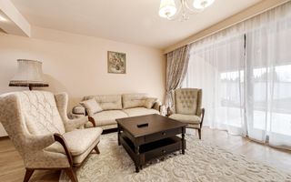 Vilă cu 7 camere de vânzare în zona Central - Poză 11
