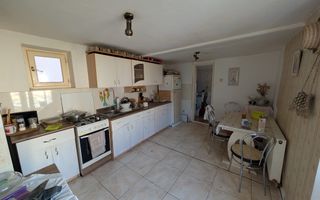 Casa cu 2 corpuri de cladire zona Hapria, 960mp Teren - Poză 3