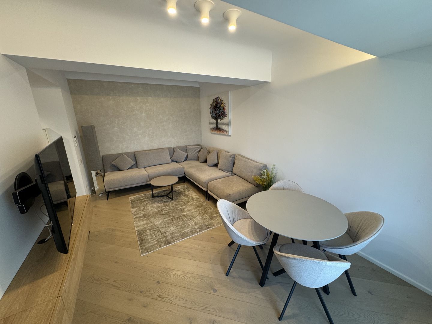 3 Camere | Cortina Academy CotroceniI MOBILA LUX | Metrou 3 minute - Poză 1