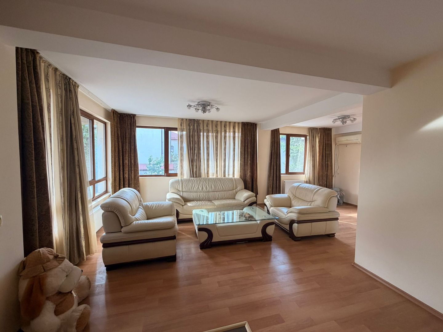 Apartament 3 camere spatios - Voluntari - 113 mp - Poză 3