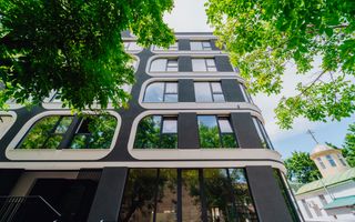 Penthouse 92,2 m² în Buiucani | Terase generoase | Lift direct - Poză 1