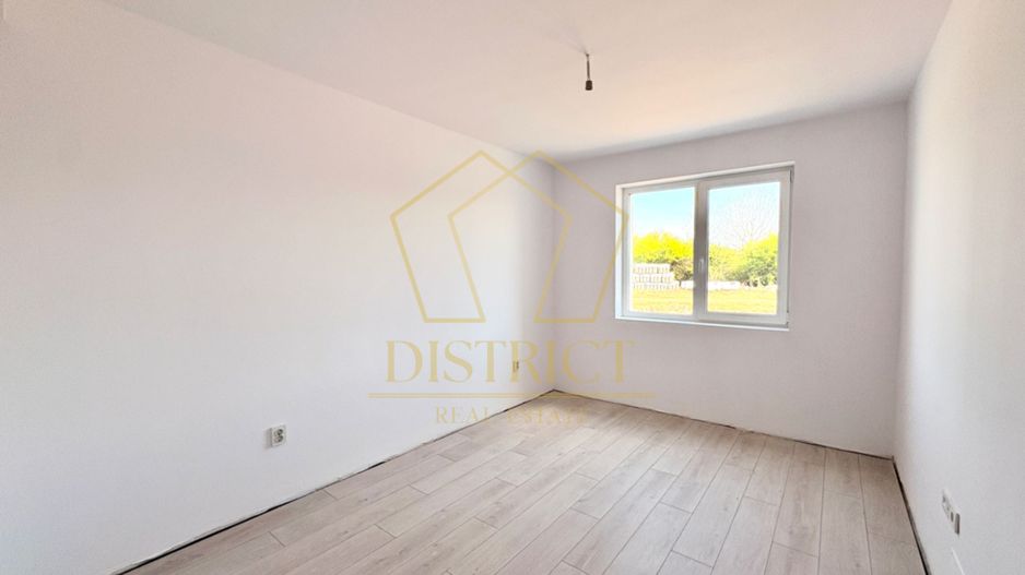 Apartament decomandat cu o camera si balcon | Giroc | Zone 2 - Poză 3