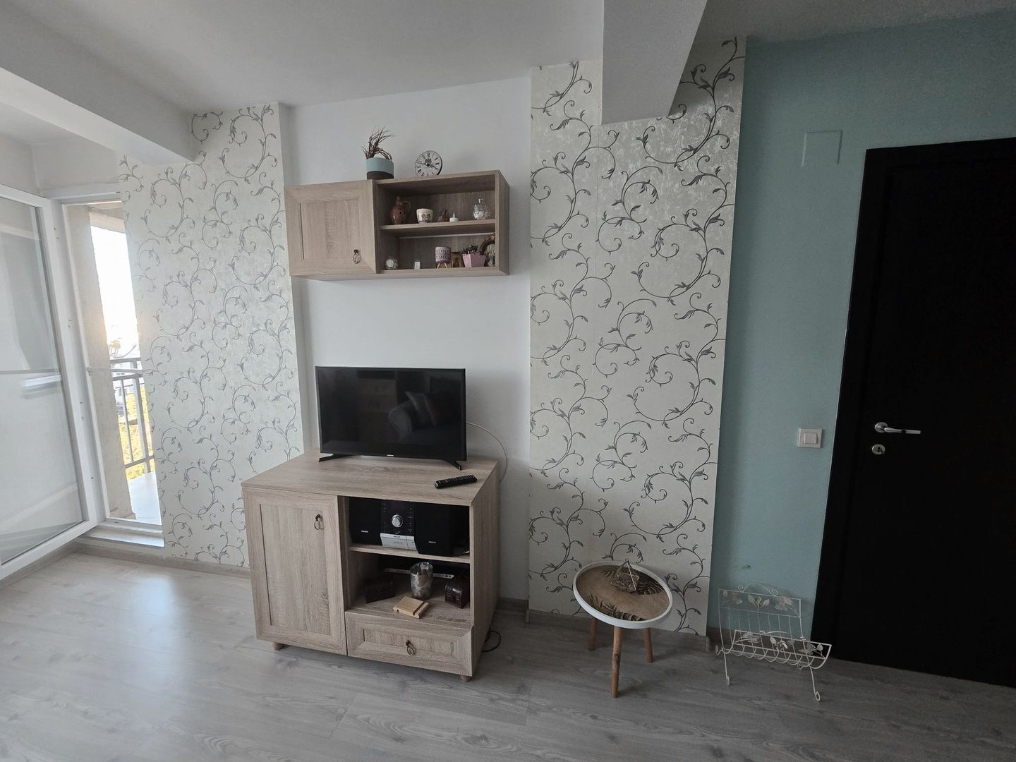 Închiriere Apartament cu 2 camere, centrala proprie, decomandat, Titan - Poză 3