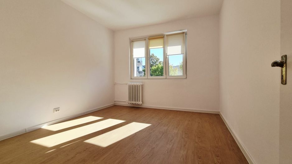 MILITARI LUJERULUI METROU 2 Camere Etaj 2din4 Bloc Reabilitat Termic - Poză 14